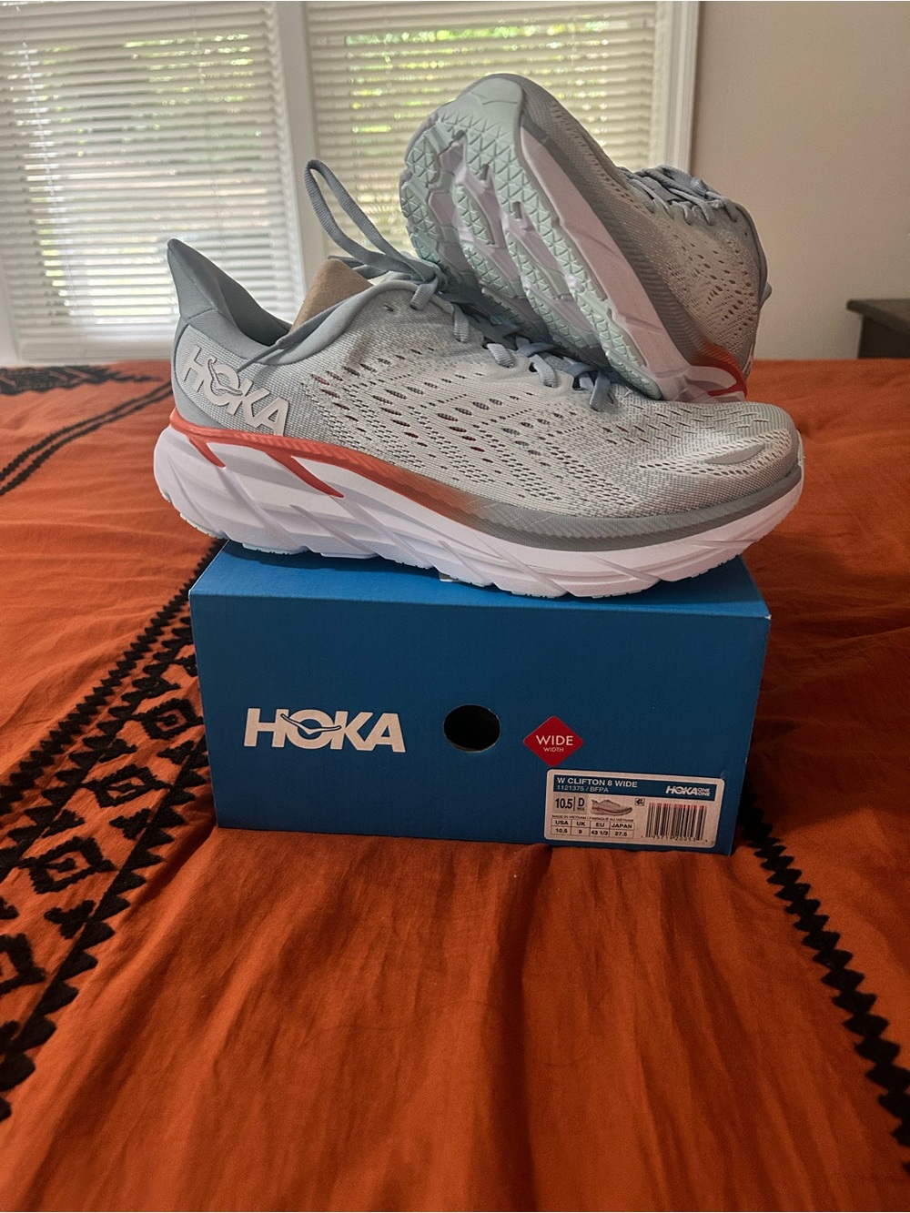 Women’s Hoka Clifton 8 10.5 W